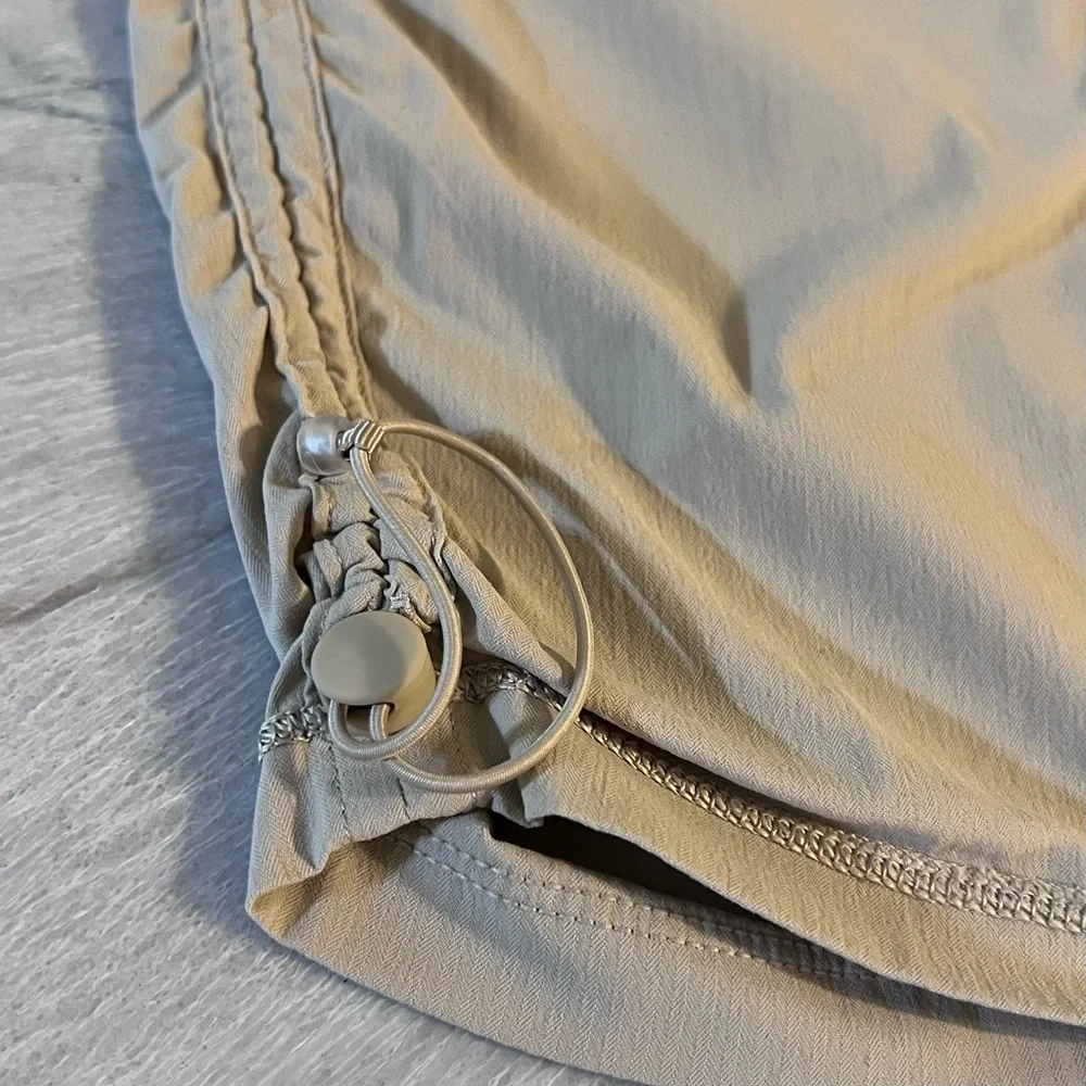 Lululemon Beyond the Studio Crop - Picture 15 of 16